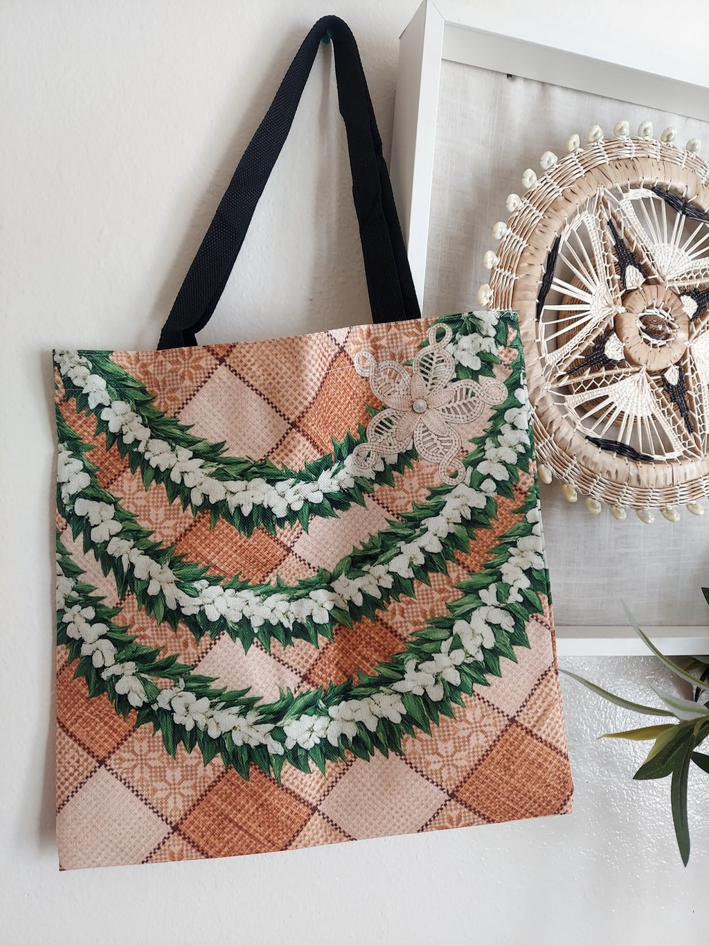 Light weight  White Jakkie-Lei Bag