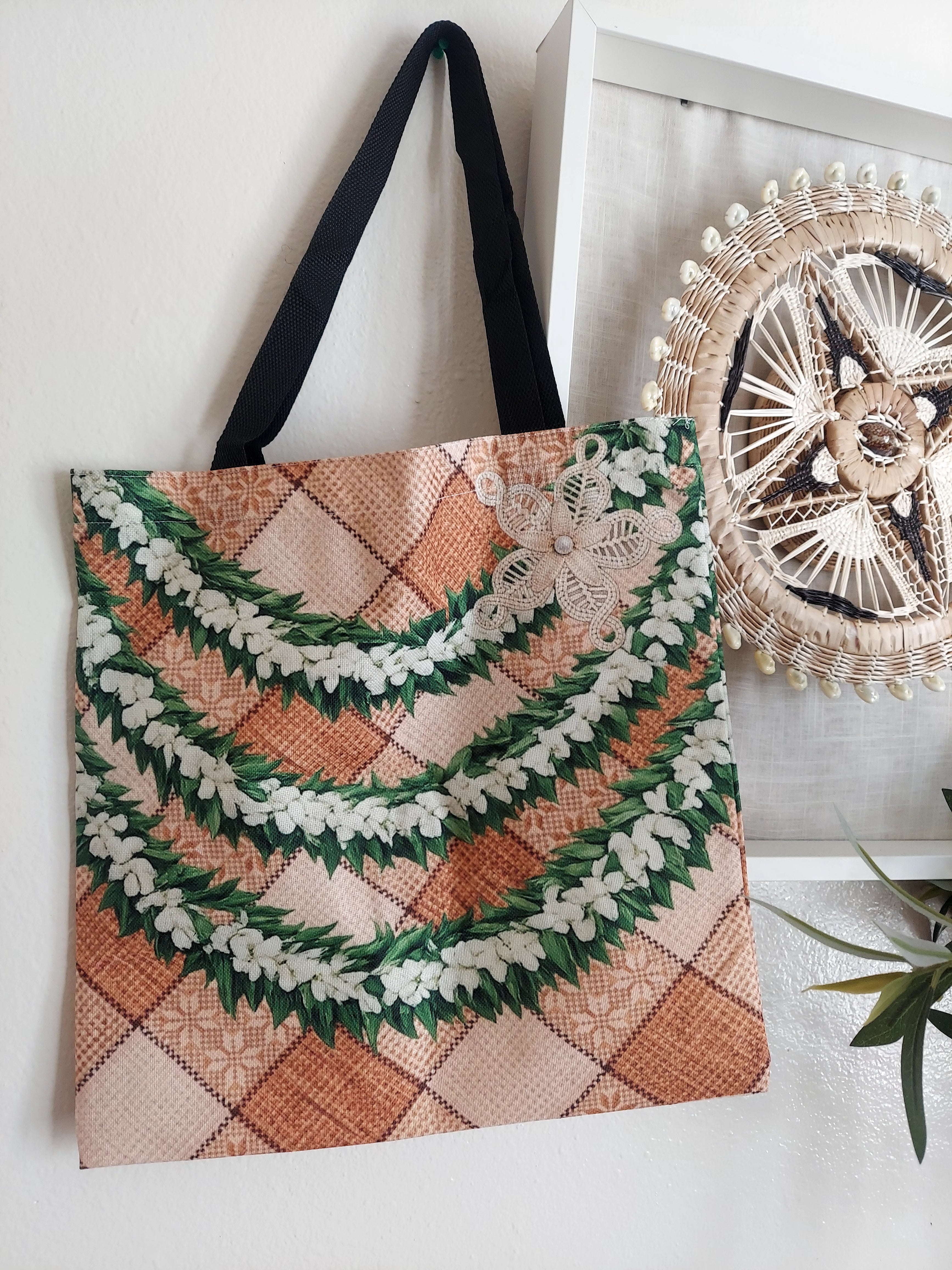 Light weight  White Jakkie-Lei Bag