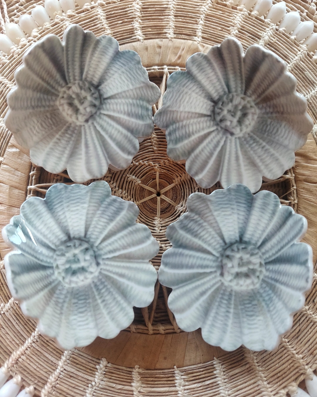 Adult Beige Wut in Wotje Hair Claw